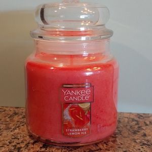 Yankee Candle Strawberry Lemon Ice